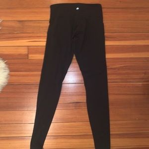Black lululemon leggings